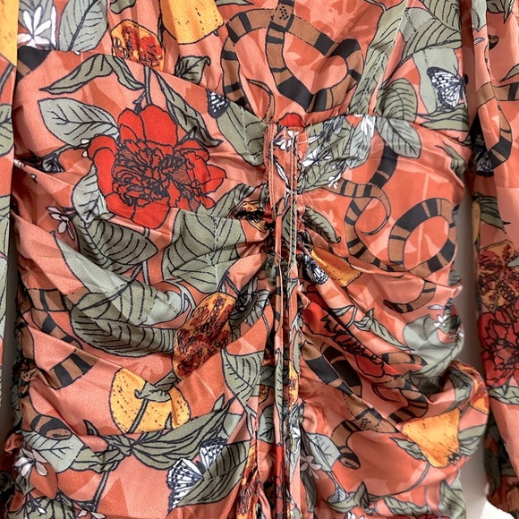 Patterned Silk Ruched Front Dress - Picture 4 of 4